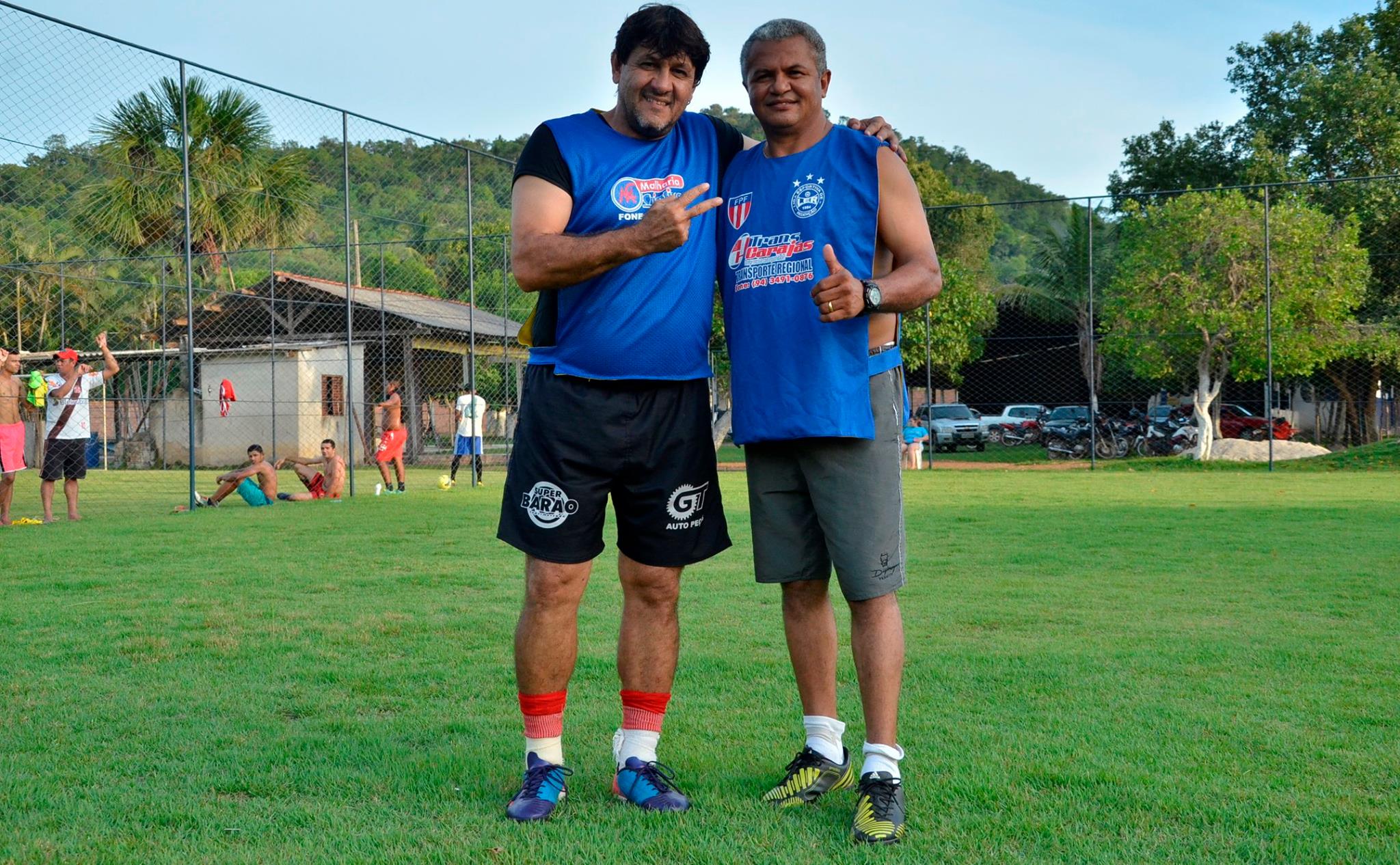 Júlio César, ex-Flamengo, fez bate bola no Sintracomrre